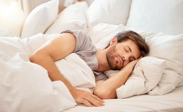 Melatonin eller receptbelagt vid sömnlöshet: Hur skiljer sig effekten?
